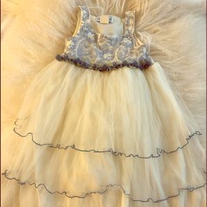 Bebemonde exquisite dress with Hat girls 4T